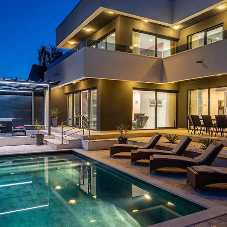 別荘 Evoque ビビニェ