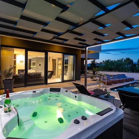 Evoque 別荘 ビビニェ