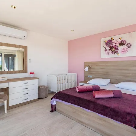 Evoque 別荘 ビビニェ