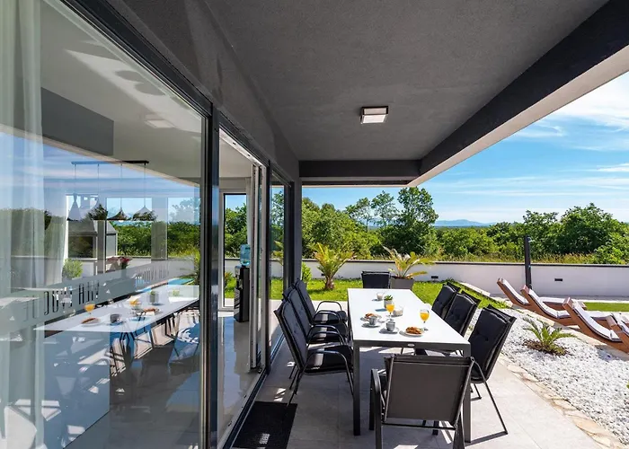 Evoque * ביבינייה